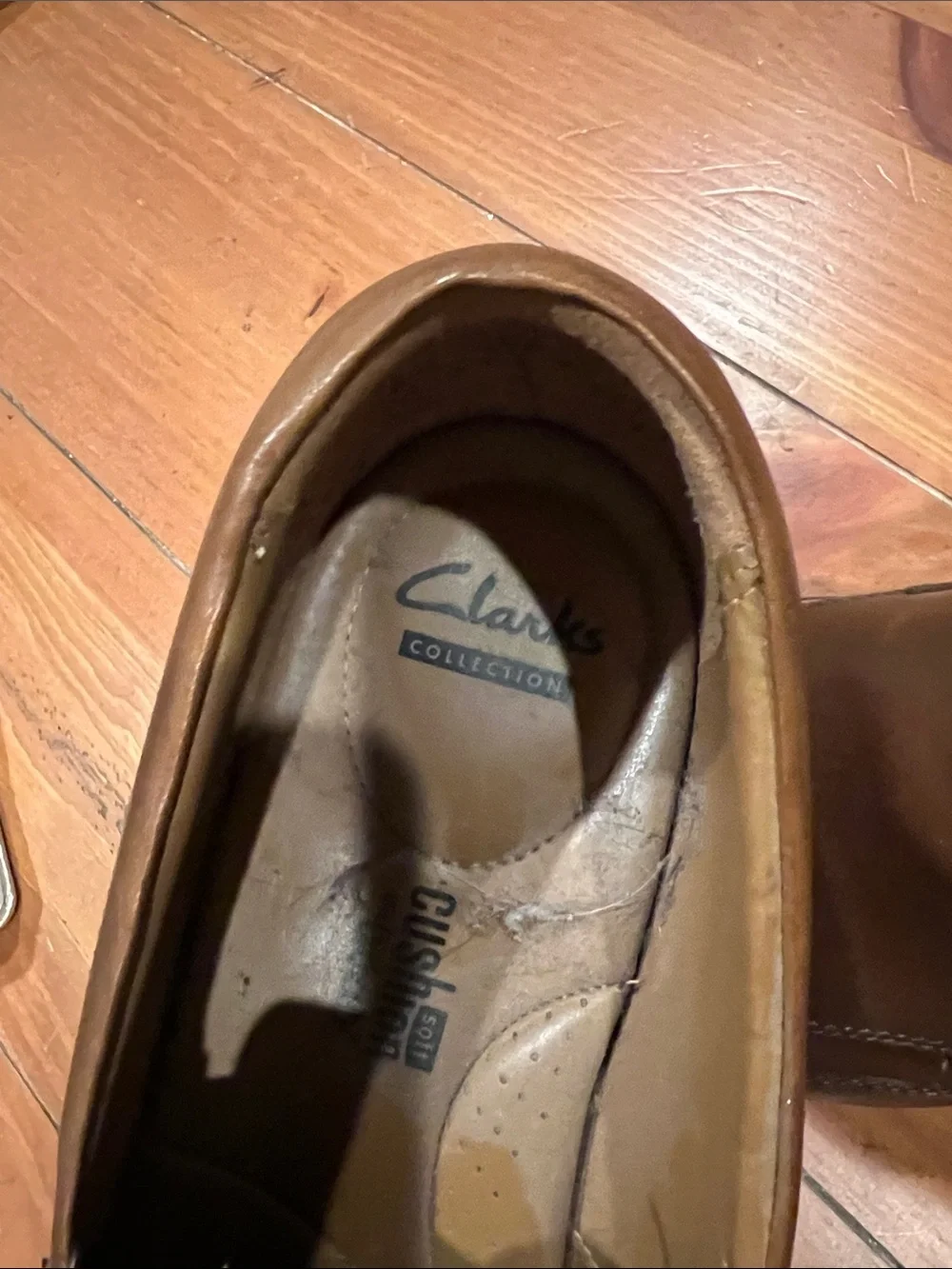 Clarks Men’s Tan Leather Slip-On Loafers